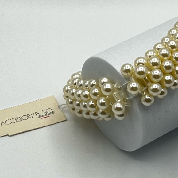 Vintage Accessory Place Beaded Bracelet Ivory Acrylic 2 & 3 Prong Pieces - Picture 2 of 7